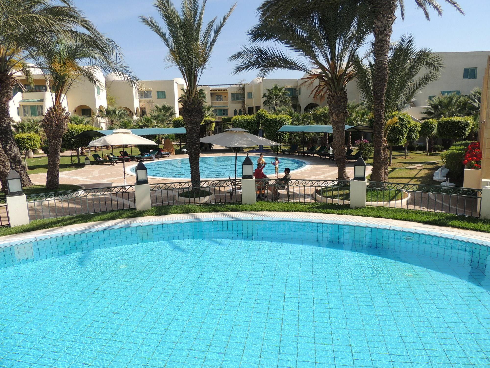 Suites Hotel Les Charmilles & Spa La Marsa Exteriör bild